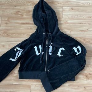 BNWT 10/10 Juicy Black Label Cropped zip up hoodie Small